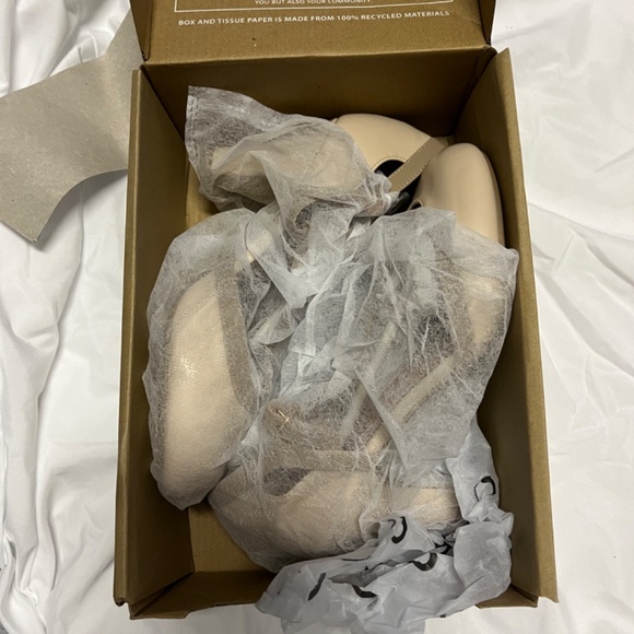 Journee Collection OLINA WIDE WIDTH - Picture 5 of 7